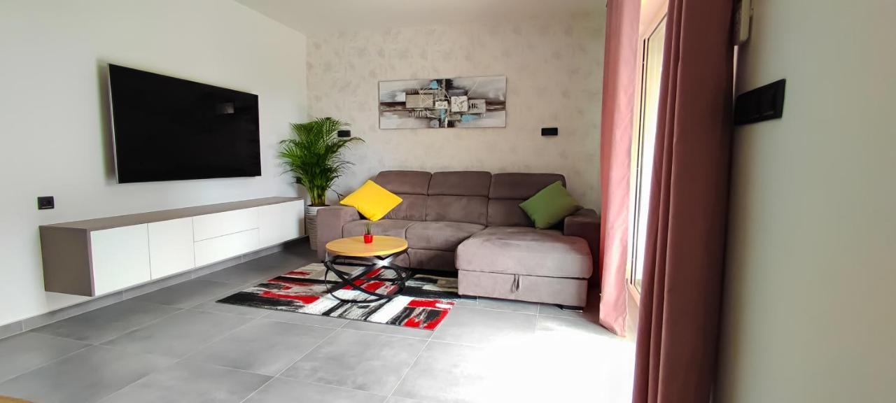 Apartment Denis クルク エクステリア 写真